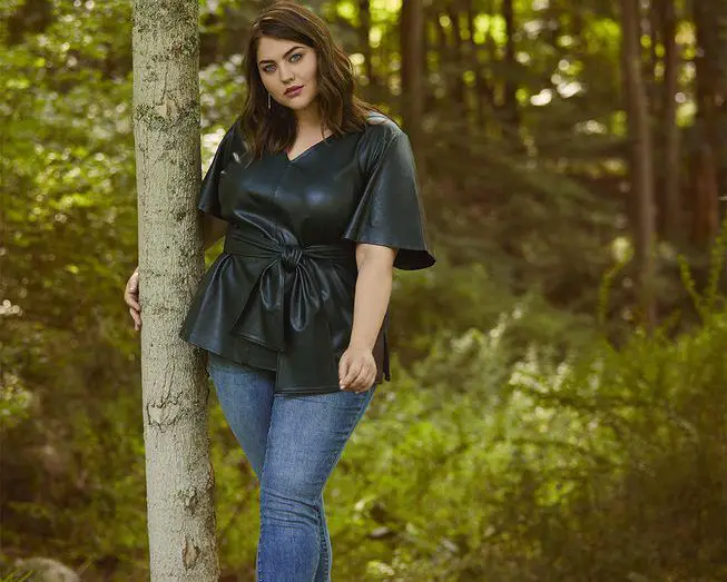 Say What? Eloquii Launches 12 Days of Denim with Plus Size Jeans for a $1? Yes, But…